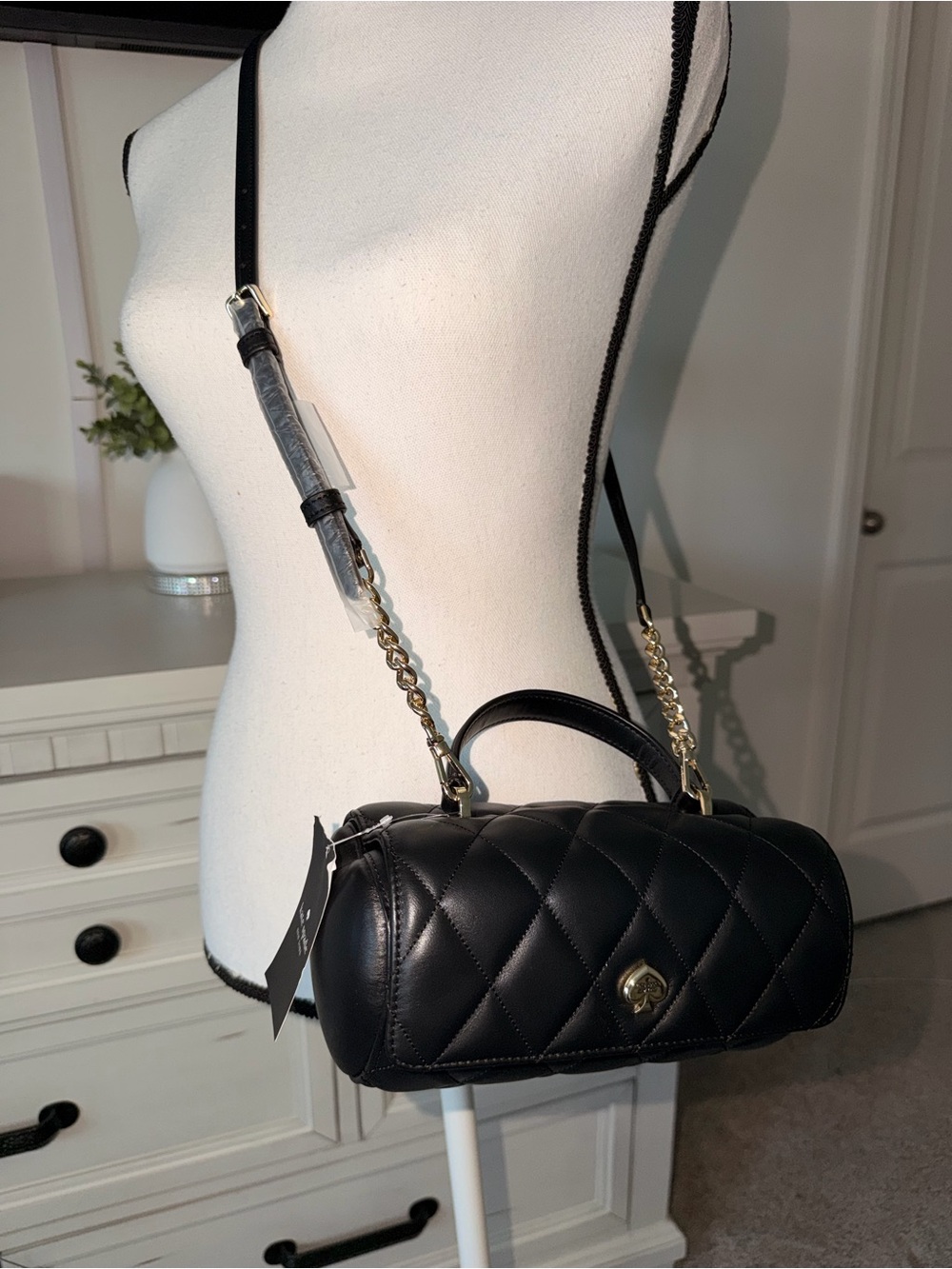 Kate Spade Black 🖤 to  🖤 Quilted Barrel Crossbody Bag with Gold Chain